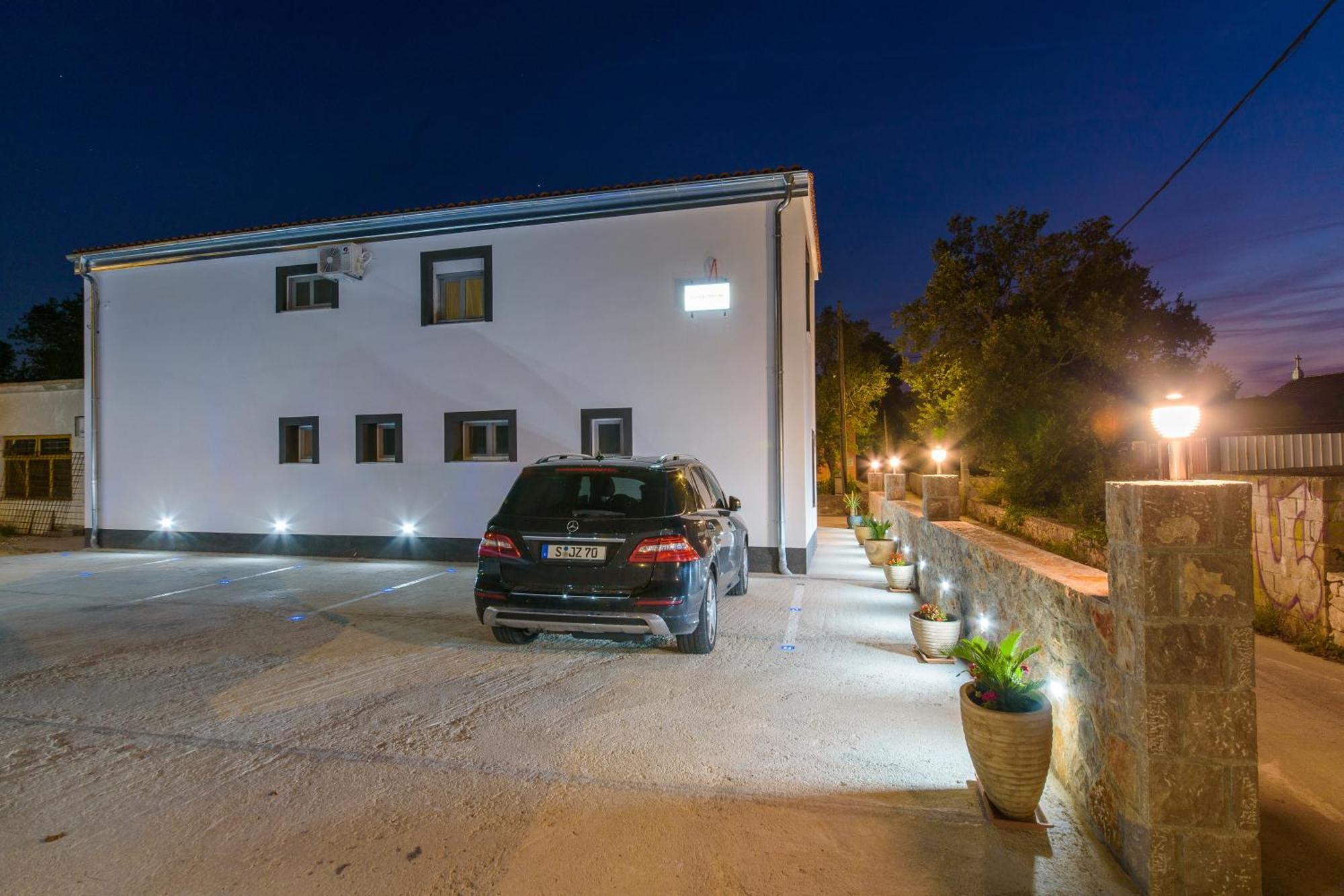 Jeli Apartments Starigrad Paklenica Ruang foto