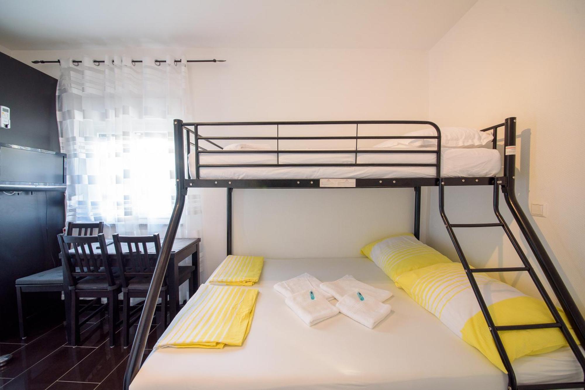 Jeli Apartments Starigrad Paklenica Ruang foto
