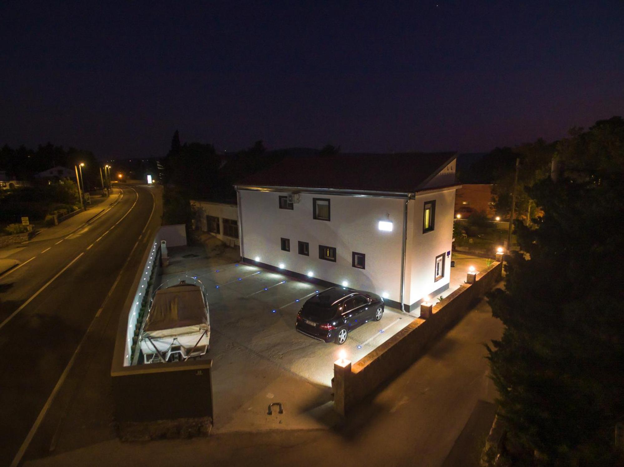 Jeli Apartments Starigrad Paklenica Ruang foto