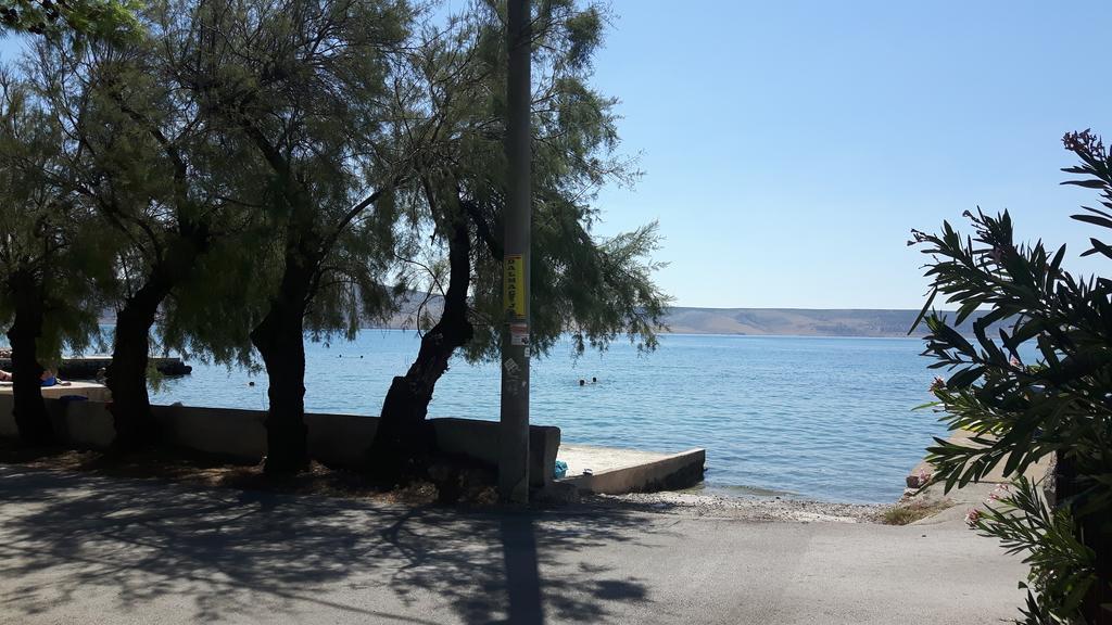 Jeli Apartments Starigrad Paklenica Bagian luar foto
